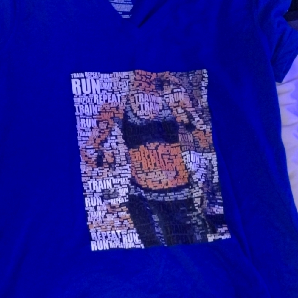 Tee shirt